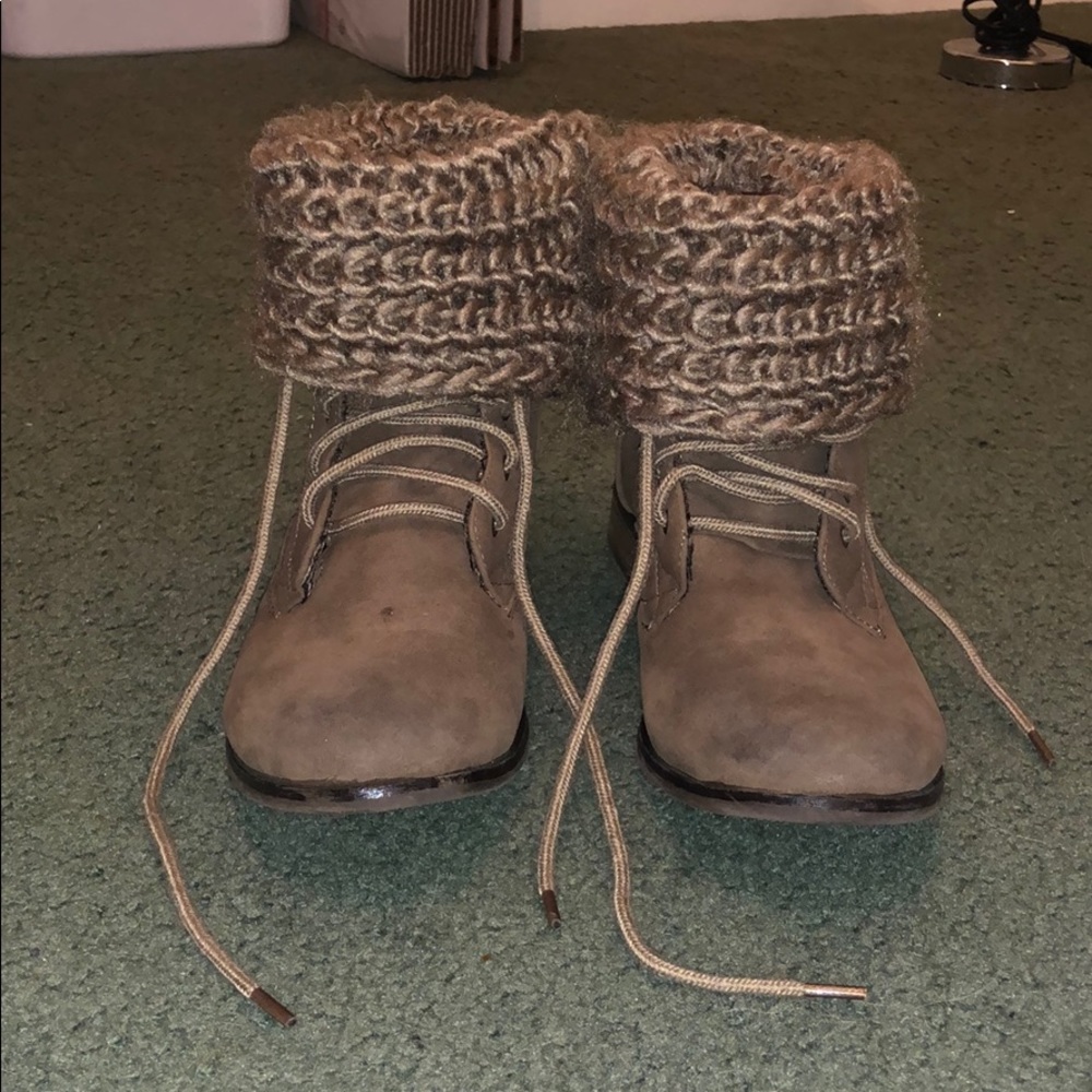 Brown ankle boots